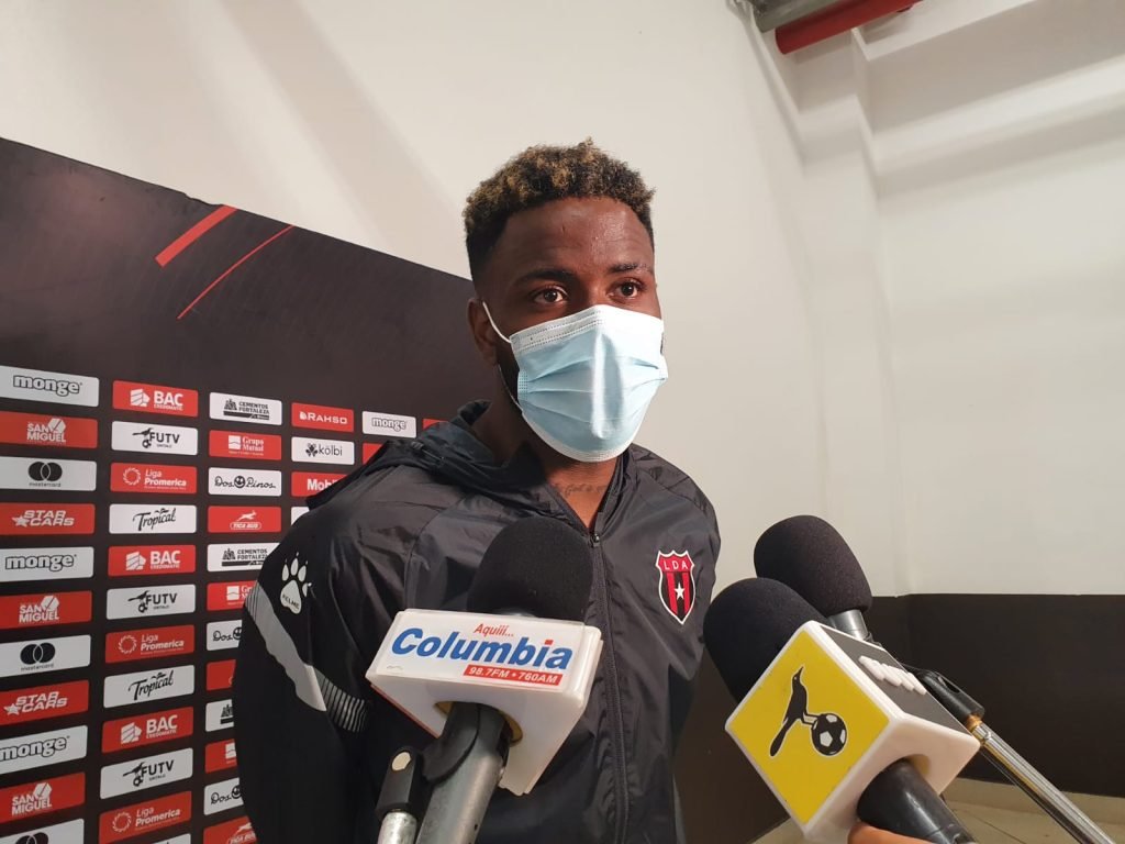 Freddy Góndola, jugador panameño de Alajuelense. 