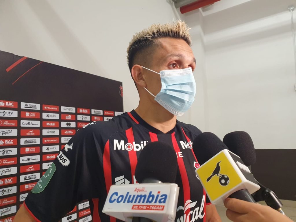 José Miguel Cubero tras el juego contra la ADG. 