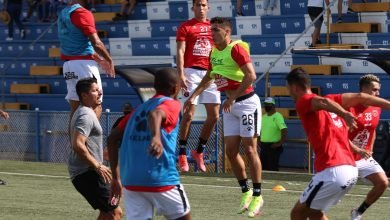 Entrenamiento manudo previo al juego ante Pérez Zeledón. Foto: LDA