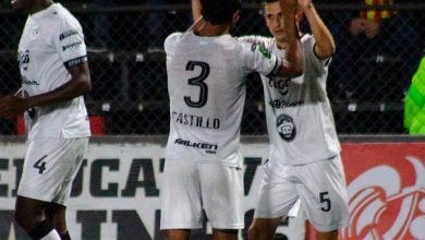 Dennis Castillo anotó el único gol del partido. Foto: Sporting FC