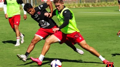 Aarón Suárez y Brandon Aguilera. Fotografía: Alajuelense