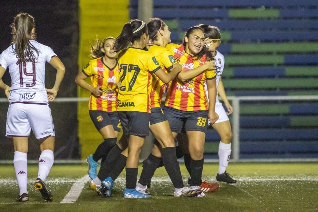 Herediano derrotó al Saprissa y clasifica a semifinales. Foto: Prensa CSH